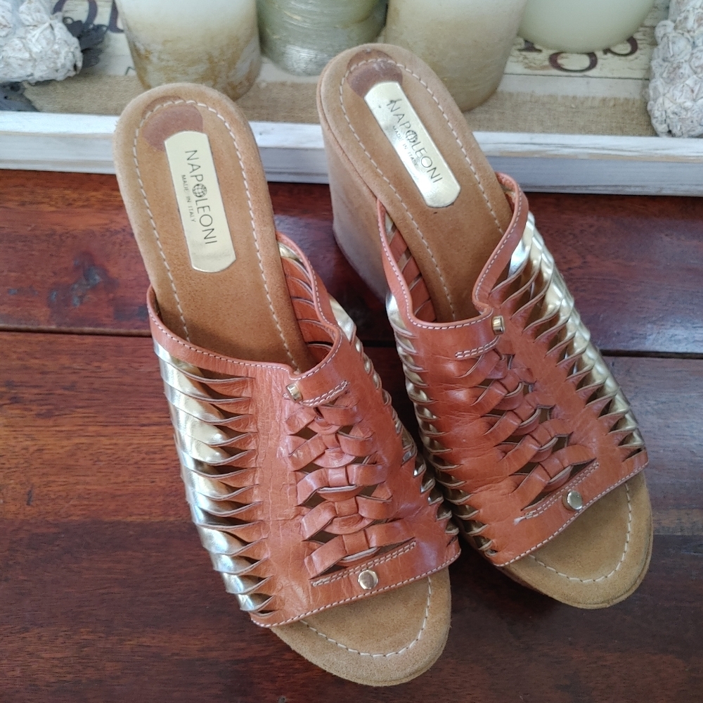 Stunning Napoleoni Leather Wedge Sandals🔥 Size 40